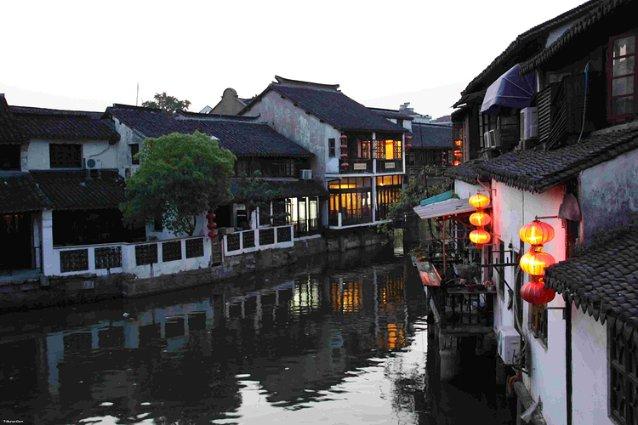 无人的神秘村